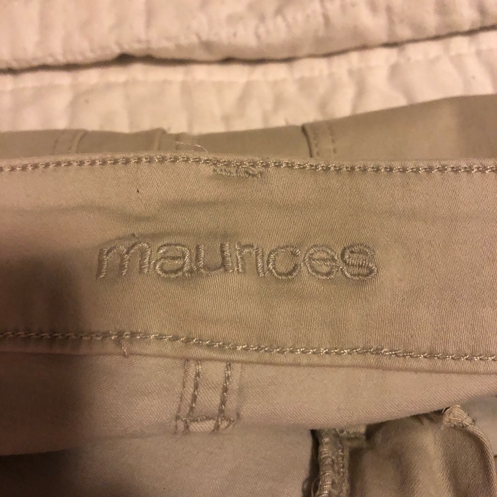 Pants/slacks - Picture 2 of 4